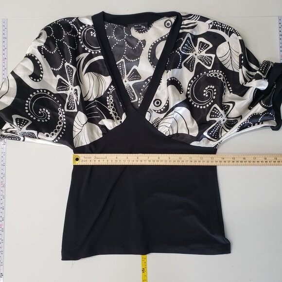 BCX Vintage 90s Black White Kimono Sleeve V Neck Top Size L Y2K Boho Indie Fairy - Picture 4 of 7